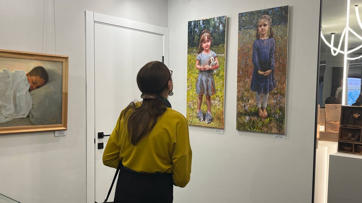 В Рязани открыли выставку, приуроченную ко Дню матери